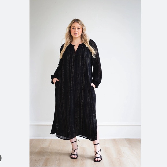 BNWT Smash and Tess Iskra Showstopper Metallic Stripe Dress - Picture 1 of 12